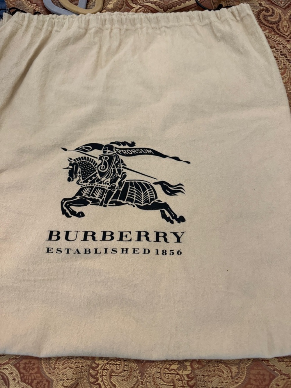 Burberry Heritage Grain check embossed medium Drewsburry Tote, Pale Grey - Picture 10 of 10